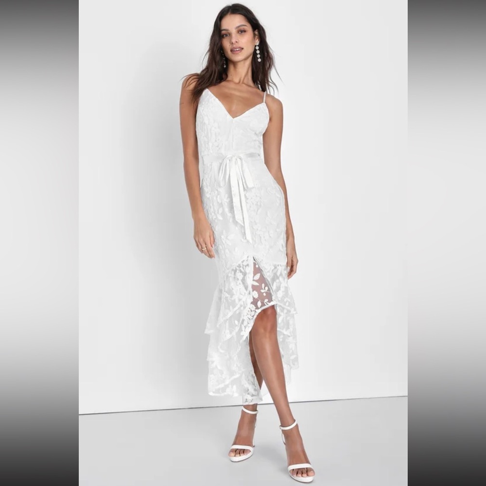 Lulus brand new white dress